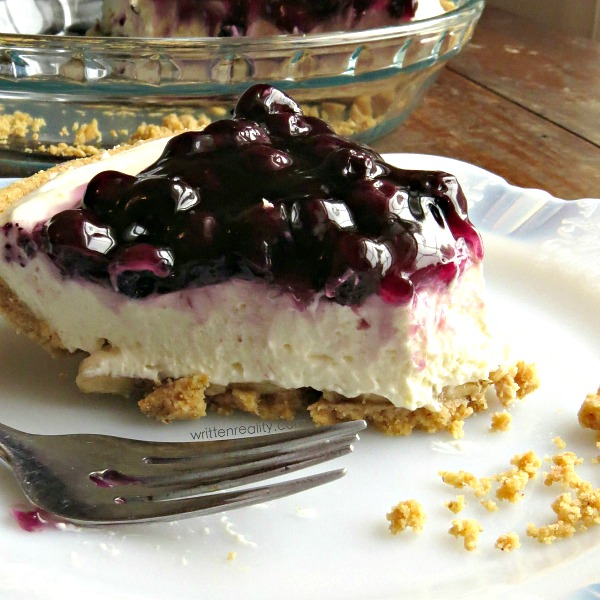 Blueberry banana cream pie